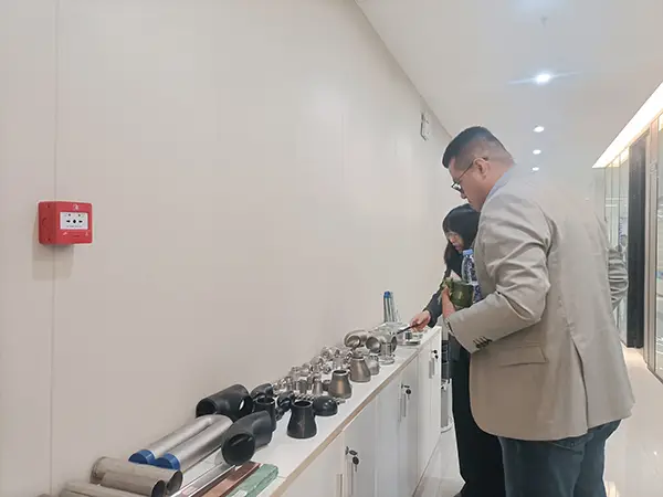 alloy steel pipes distributor,x70 pipe,octg pipe